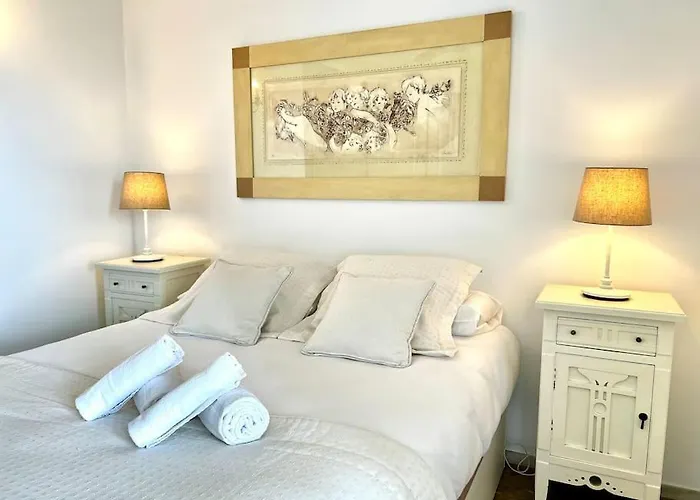 Playamar Deluxe Pool & Sinese Design Homes Torremolinos